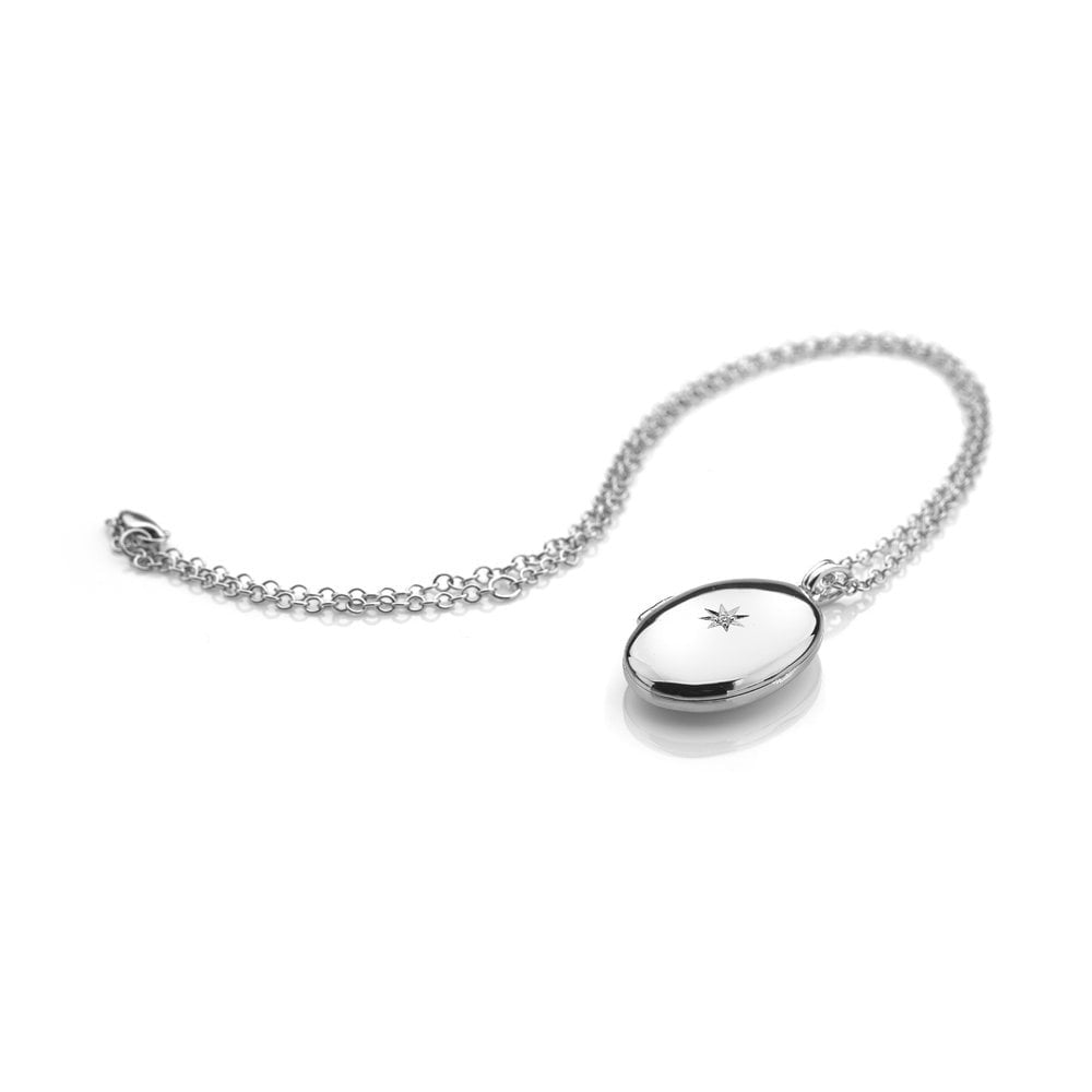 Romantic Oval Locket Necklace