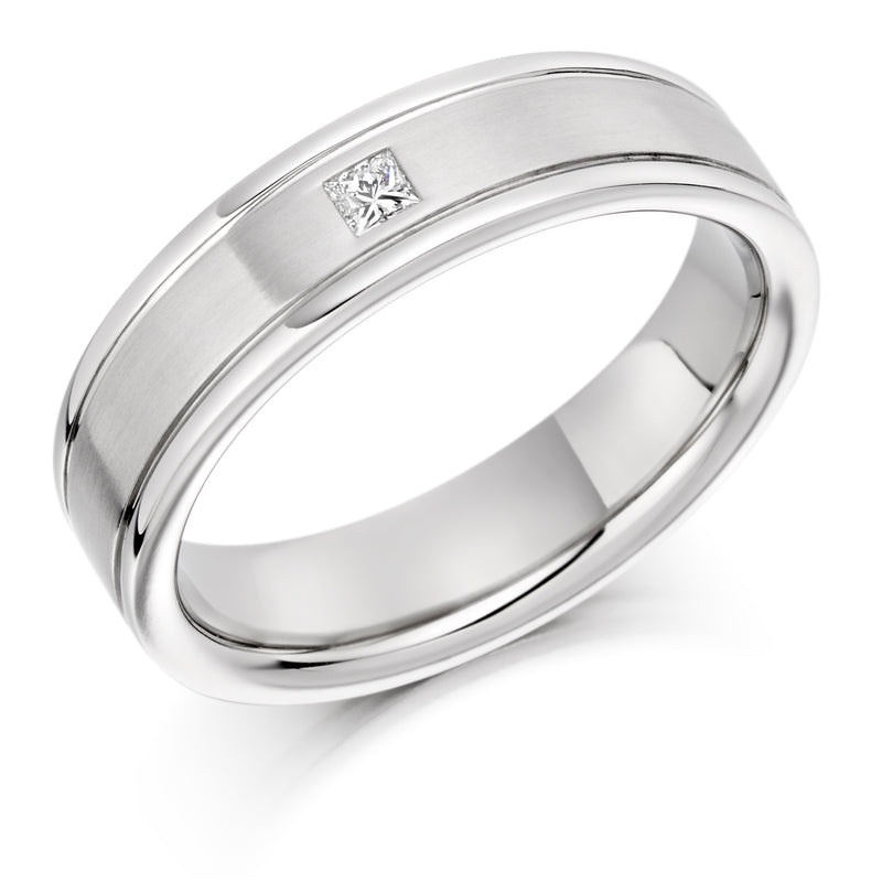 Gents Diamond Solitaire Ring in White Gold